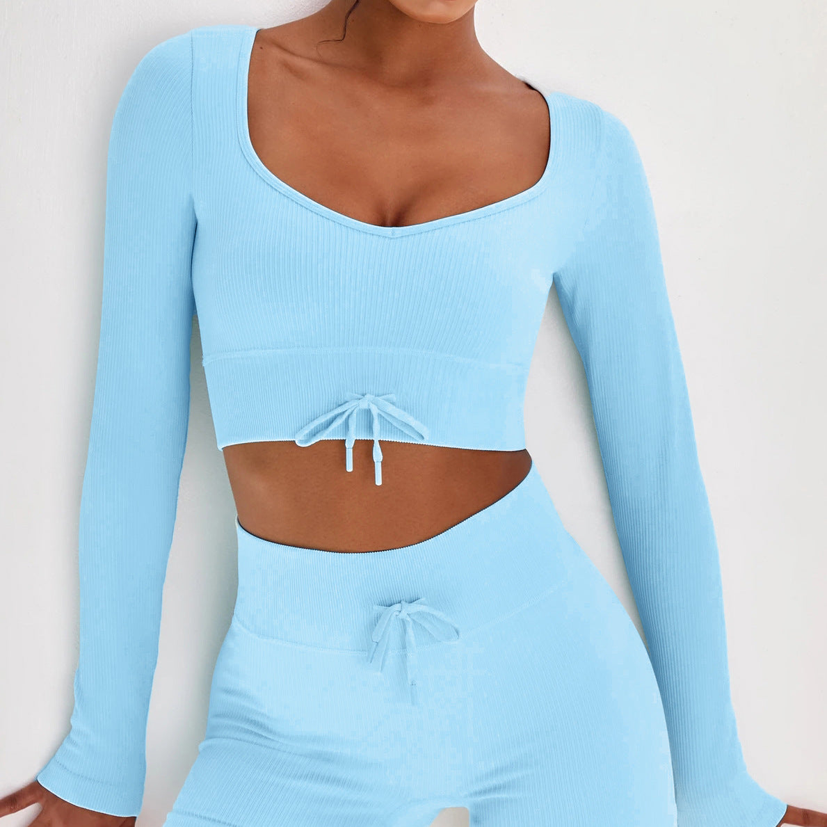 Long Sleeved Gym Suit With Seamless Knit Waistband